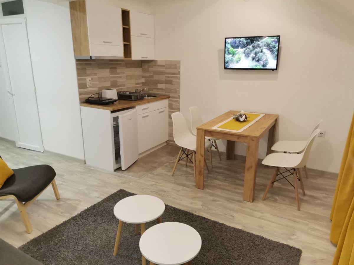 Vila Vrh Crni Vrh Bagian luar foto