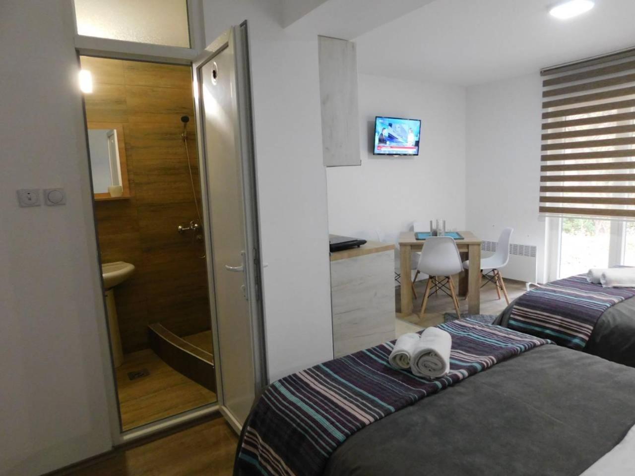Vila Vrh Crni Vrh Bagian luar foto